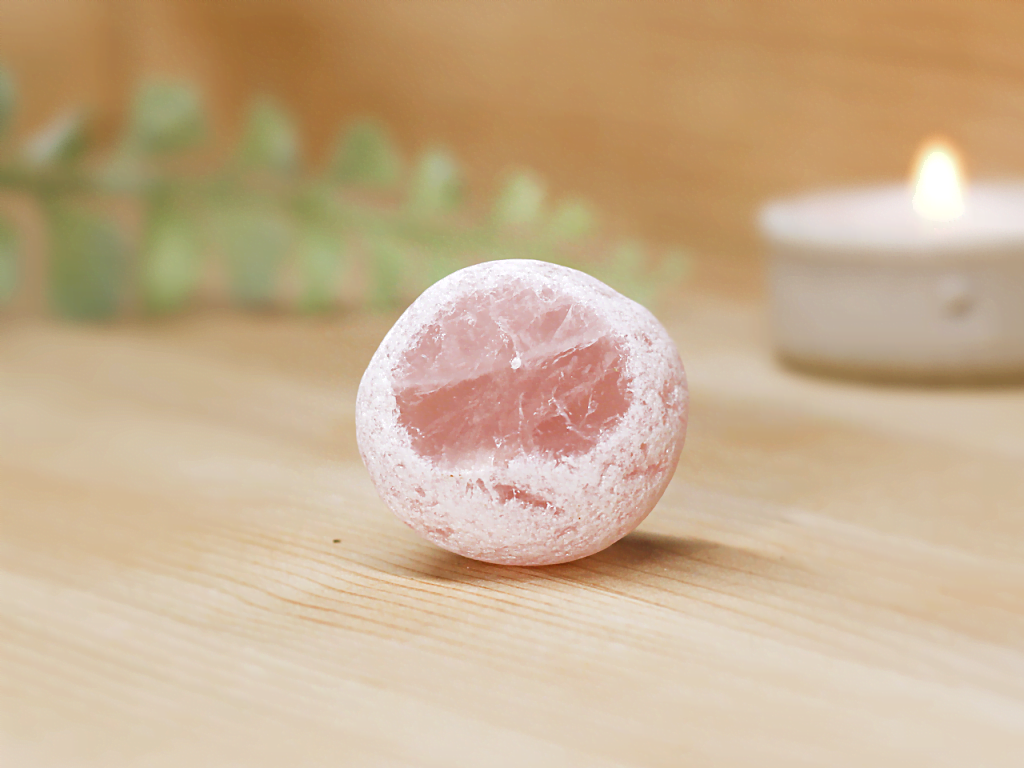 rose quartz for friendship