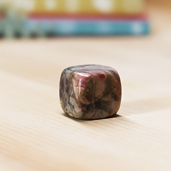Rhodonite Quartz Cube At Surrender To Happiness